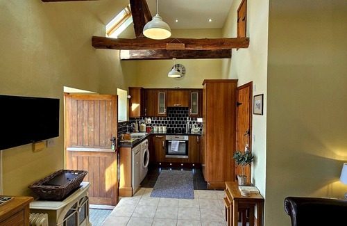 Billingsley House | Stone Cottage. Full of character barn conversion | Pass the Keys