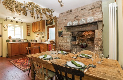 Weobley Cottage | STONE COTTAGE, pet friendly, character holiday cottage in Weobley