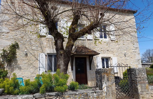 Espedaillac House | Stone house in the heart of an old farmhouse
