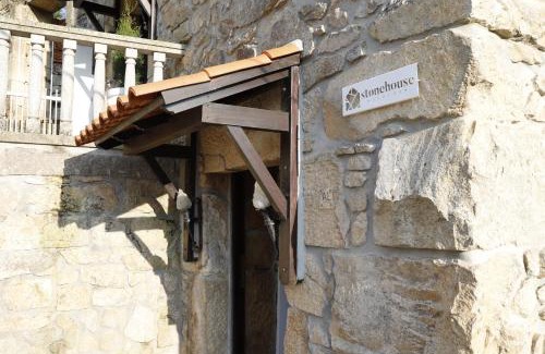 Cimbres House | Stone House