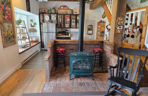 Rideau Lakes House | Stone Road Log House