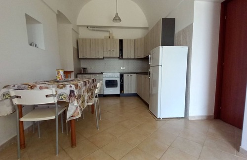 Locorotondo House | Stone villa in the middle of the Apulian countryside and a few kilometers from the sea.