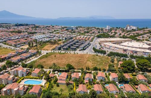 Kusadasi Villa | Stone Villa Near Long Beach & Kusadasi Shopping Mall