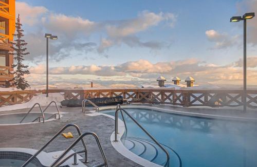 Big White Ski Resort Apartment | Stonegate Resort Unit C103