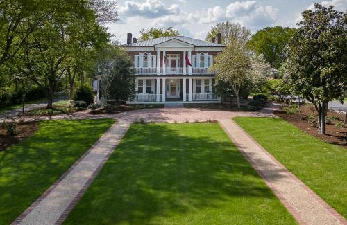 Lexington House | Stonegate