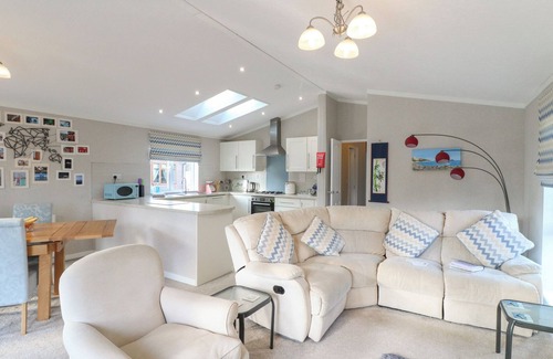 Grantham Cottage | STONES THROW, pet friendly, with a garden in Barkston