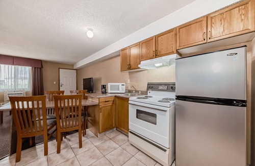 Stony Plain Hotel | Stony Plain Inn and Suites