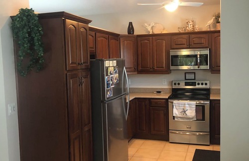 Bonita Springs House | Stop! Look at this Beautiful Pool Home Near Beaches