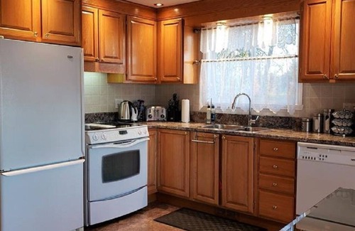 Venise-en-Quebec House | Stopover 335: In the heart of Venice-in-Quebec