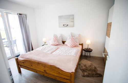 Wremen Apartment | Strandchalet Elmo I in Wremen