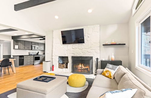 Winhall Ski Chalet | Stratton Mountain Getaway: Ski Oasis w/Hot Tub, Fireplace, BBQ & Pond Views