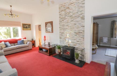 Malvern House | Stubb Oak