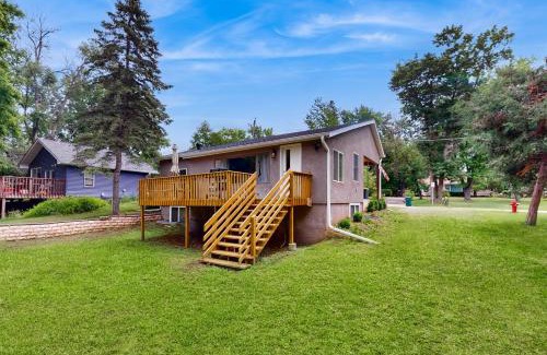 North Hudson House | Stucco House
