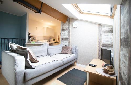 Coligny Apartment | Stud'ain