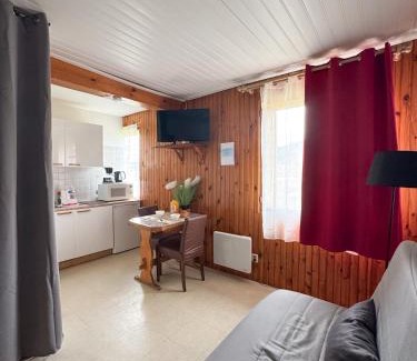 La Llagonne Apartment | Studio Écureuil 2 pers au Cœur de la Montagne