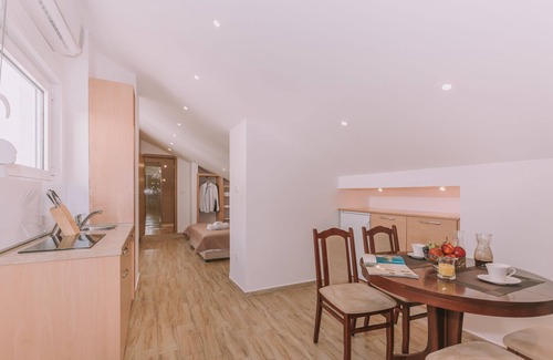 Centar Apartment | Studio (2 Adults + 2 Children)