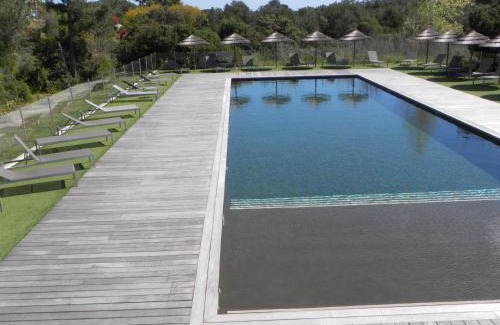 Santa Giulia Apartment | Studio 4 pers Piscine Chauffée accès à pied à la plage Santa Giulia