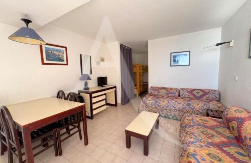 Sete Apartment | STUDIO 4 PERS, PKG, PISCINE, TENNIS, VUE MER