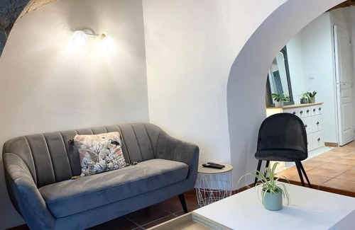 Cornillon-Confoux Apartment | Studio 40m2 au cœur du village