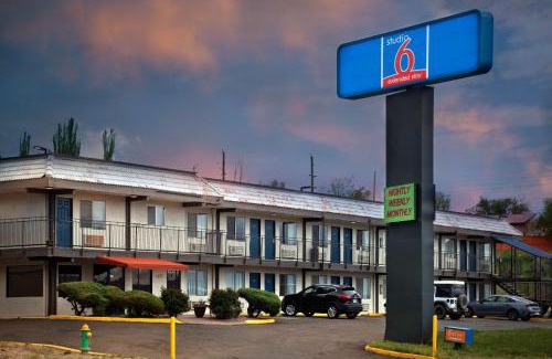 Grand Junction Hotel | Studio 6 Grand Junction, CO