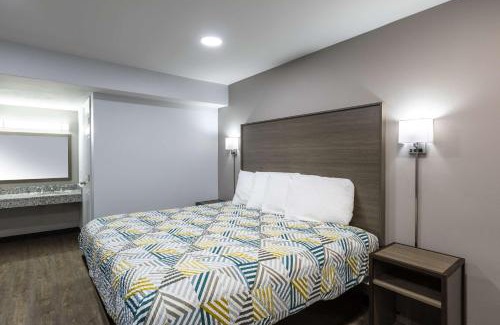 Hickory Hotel | Studio 6 Hickory NC