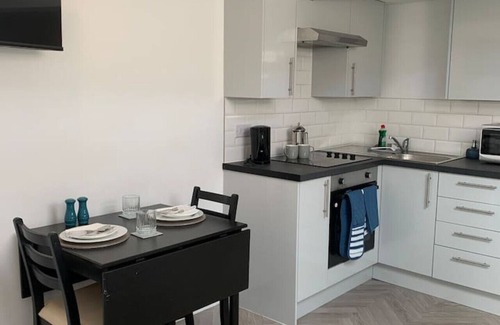 Leigh-on-Sea Apartment | Studio Apartment Leigh-on-Sea