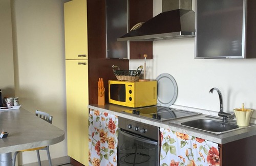 Valdengo Apartment | Studio apartment in an old historic farmhouse on the top of a hill