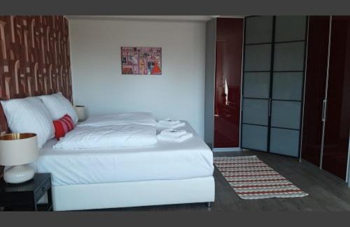 Bramfeld Apartment | Studio-Apartment Rockabilly 45 Citynah 60er Style