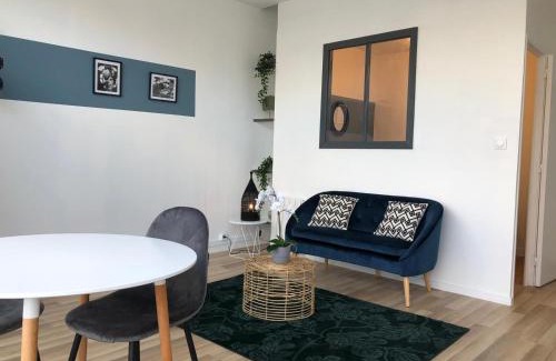 Rive Droite Apartment | Studio Armorique Recouvrance