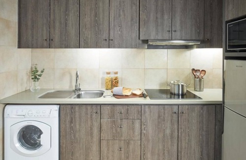 Downtown Singapore Apartment | Studio at Penang Rd, 10 mins walk from Dhoby Ghaut MRT