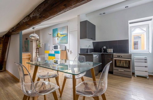 Lyon City Centre Apartment | Studio Augagneur - City center Quais du Rhône - 6p