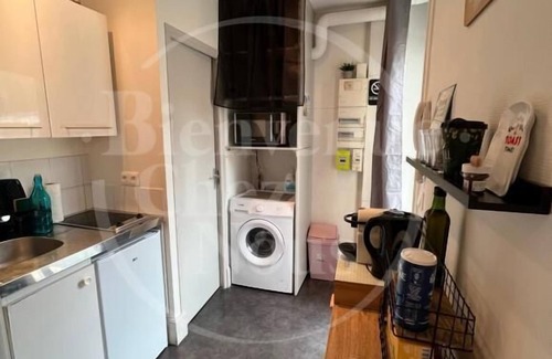 La Gare Apartment | Studio Av République with parking (B)