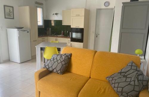 Plage d'Argeles Apartment | studio avec parking et extérieur à 2 min de la plage