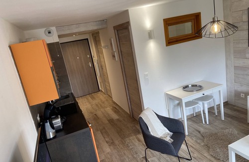 Montgenevre Apartment | STUDIO + CABIN - PERFECT CONDITION - 500 M FROM THE SLOPES - GARAGE