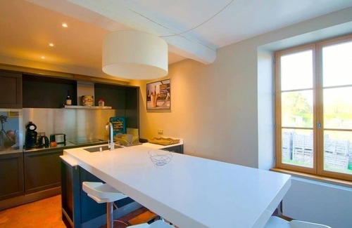 Prehy Apartment | Studio Chantemerles Domaine Clotilde Davenne