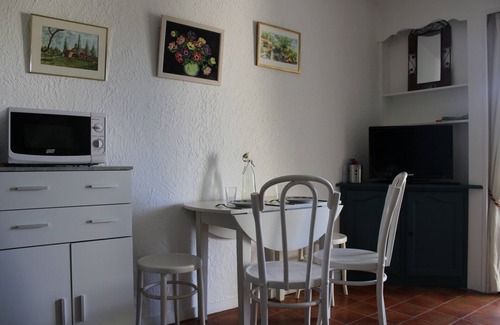 Mollans-sur-Ouveze Apartment | Studio Climatisé 424 Les Genèvriers