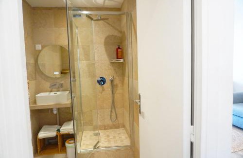 Quartier Atlantis Apartment | Studio cosy devant RER B TGV Massy SNCF