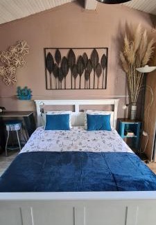 Claviers Apartment | Studio de charme + terrasse : Verdon, lac, plages