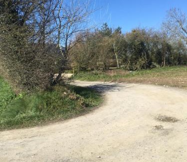 Louvieres Bed & Breakfast | Studio des Perriots