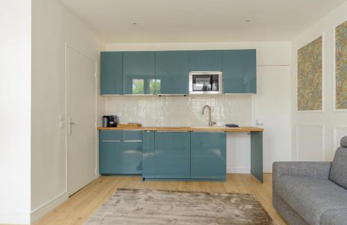 La Celle-sous-Gouzon Apartment | Studio design - Paris 16