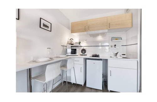 Cugnaux Apartment | ★ Studio Diane III ★ Toulouse St Simon ★ Swimming pool ★ Parking ★ Near Metro ★