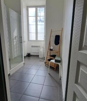 Dole Apartment | STUDIO Dole Grevy deux étoiles,