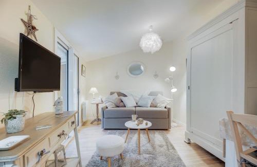 Alphonse Guerin Apartment | Studio du Jardin d' Eden