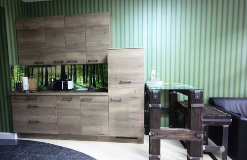 Neuschonefeld Apartment | Studio Forest - Romantic Apartments in Leipzig, *2km to the city center*