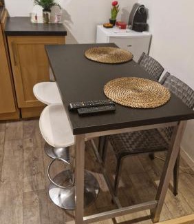 Noyal-Chatillon-sur-Seiche Apartment | Studio Cosy à 5 minutes de Rennes - 3 personnes
