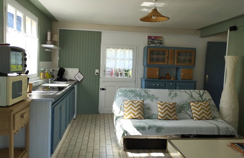 Longueville-sur-Scie Apartment | Studio gite for vacations or travel