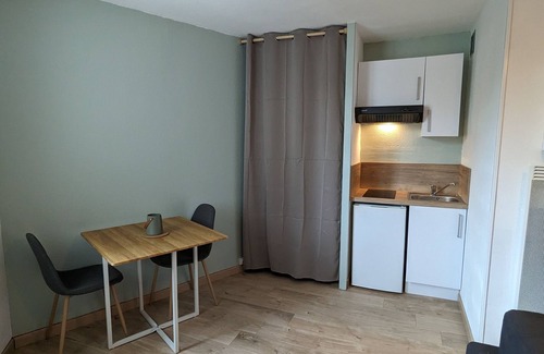 Saint-Nazaire Apartment | Studio Hyper Centre