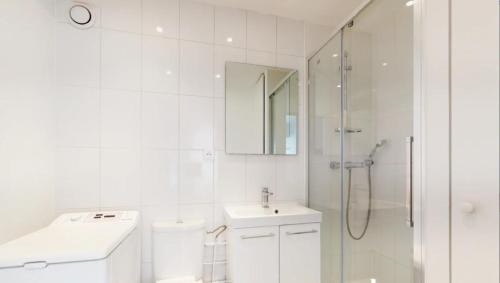 Saint-Vincent-de-Paul Apartment | Studio Ideal