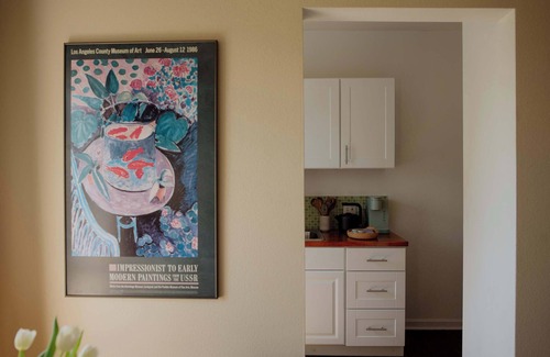 Beachwood Canyon Apartment | Studio in Beachwood Canyon