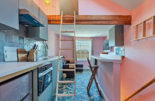 Greenwich West Apartment | Studio in Greenwich near Royal Observatory